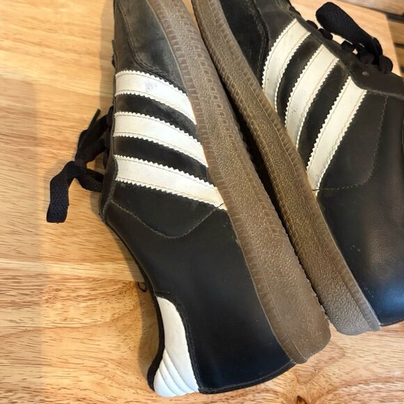 Adidas‎ Samba Black Vintage Sneakers Size 7.5